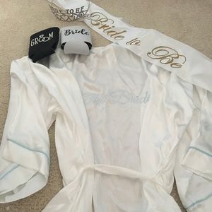 Bride robe
